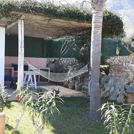 Villetta Degli Oleandri Villa *